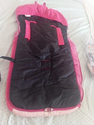 Saco para carro de bebé rosa con ositos