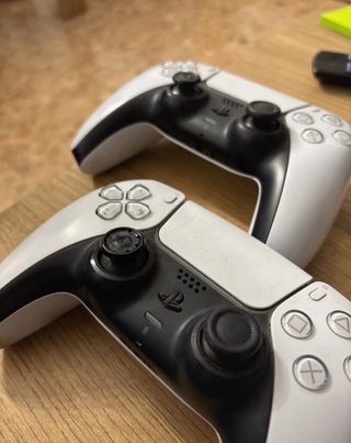 2 Controller PS5 Originali, vedi descrizione