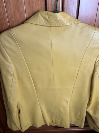 Chaqueta de cuero amarilla Despe Talla 42