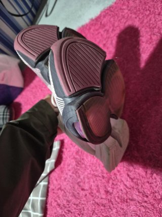 Tenis Deportivos Blancos y Rosas