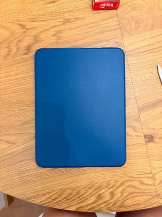 iPad 10.9 Azul con Funda y Lápiz