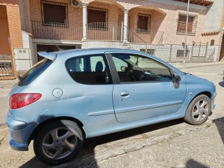Peugeot 206 2003