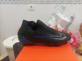 Botas de fútbol Nike Phantom GT talla 41
