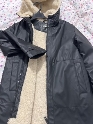 Chaqueta ZARA impermeable forrada M
