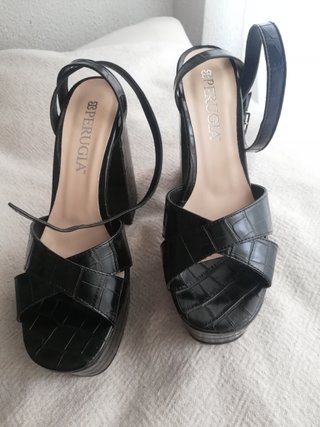 Sandalias negras piel auténtica
