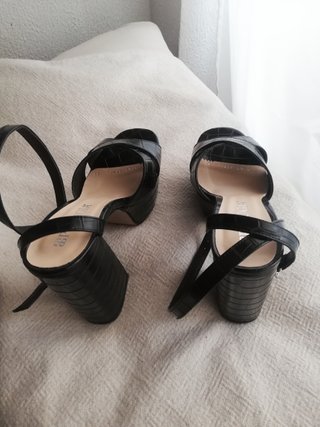 Sandalias negras piel auténtica