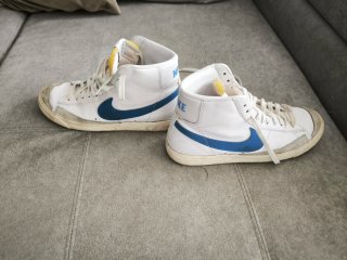 Nike Blazer Mid Zapatillas Blancas y Azules