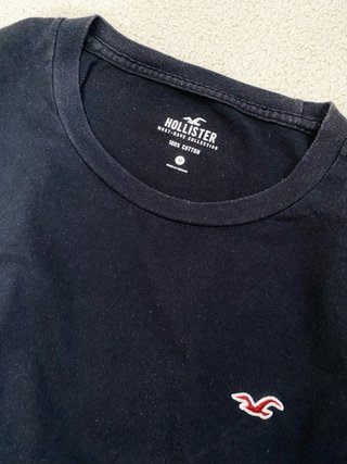 Camiseta Hollister Negra Manga Corta