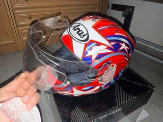 Casco Arai RX-7 Xprsario Colin Edwards Leer  bien