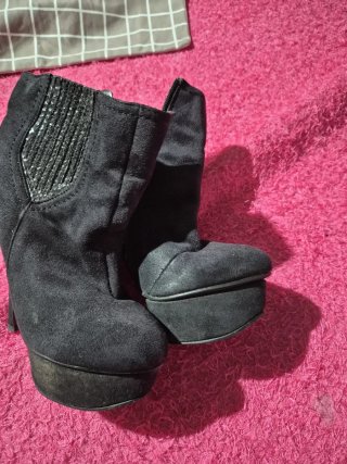 Botines de tacón negros