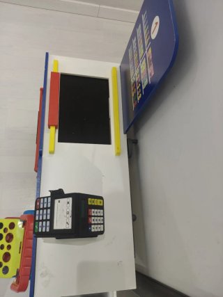 Tienda Lidl madera con carrito
