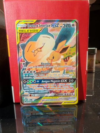 Carta Pokémon Eevee y Snorlax GX 270 PS