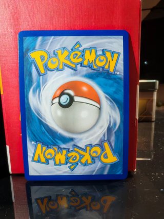 Carta Pokémon Eevee y Snorlax GX 270 PS