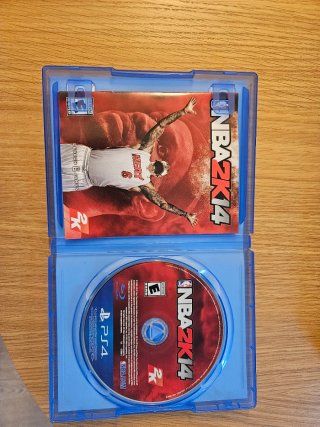 Videojuegos PS4: FIFA 16 y NBA 2K14