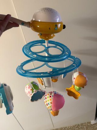 Móvil cuna musical para bebé