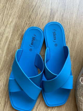 Lote 2 pares sandalias talla 37