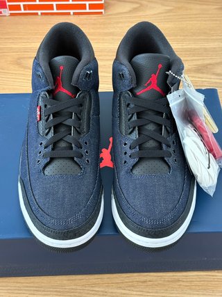 Jordan 3 Retro x Levi's Indigo