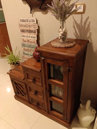 Mueble mexicano de entrada