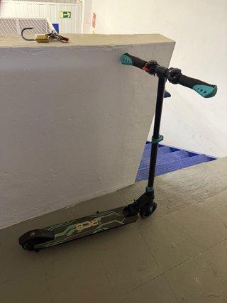 Patinete eléctrico RCB