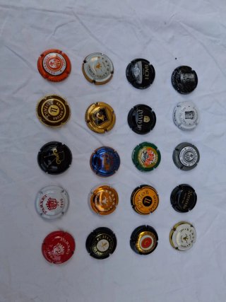 Colección chapas de cava