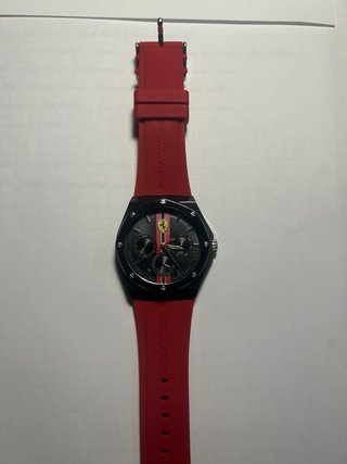 Reloj Ferrari Negro y Rojo