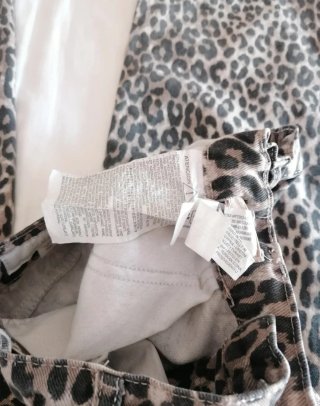 Pantalón Zara Wide Leg Animal Print