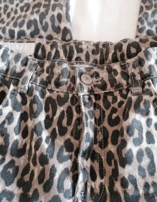 Pantalón Zara Wide Leg Animal Print