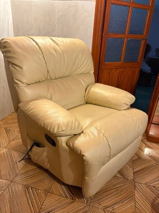 sillón reclinable de cuero