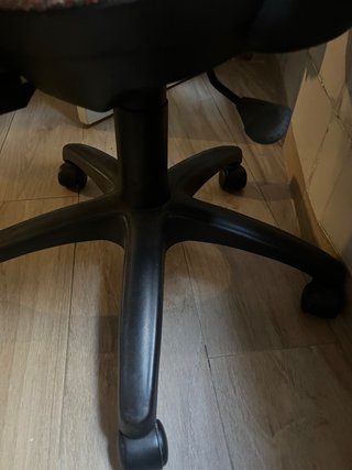 Silla de escritorio. En buen estado