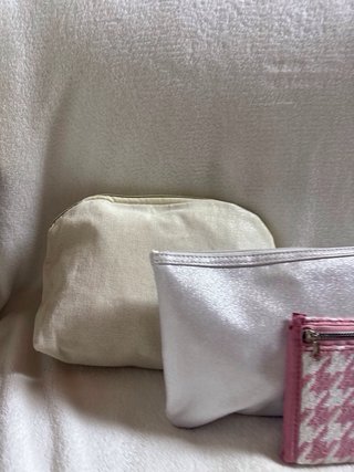 Pack de 4 neceseres de maquillaje nunca usados