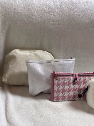 Pack de 4 neceseres de maquillaje nunca usados