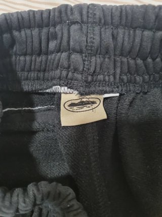 Pantalón corto Corteiz negro