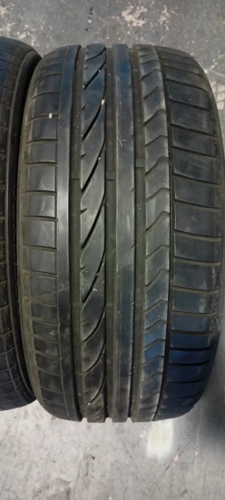 4 Ruedas Bridgestone Potenza RE 050 215 40 17 87V