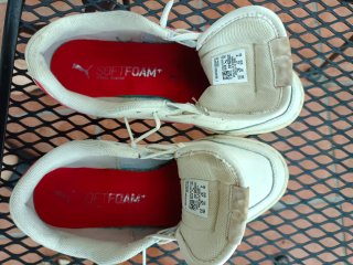 Zapatillas Puma Blancas y Rojas para niño o niña