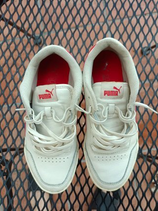 Zapatillas Puma Blancas y Rojas para niño o niña