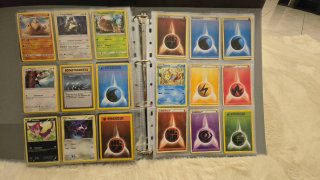 Lotto 100 Carte Pokémon Vintage + Sole e Luna