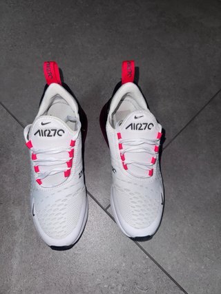 Nike Air Max 270 Mujer Talla 36 Rojas y Blancas