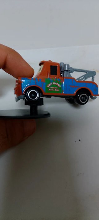 Coche de juguete Tow Mater de Cars