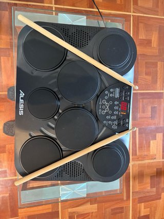 Batería Electrónica Alesis Portátil