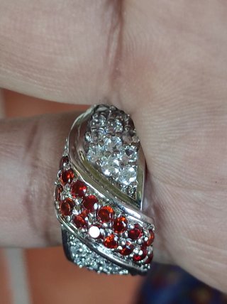 Anillo Plata Ley Circonitas Rojas y Transparentes