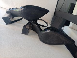 Zapatos de tacón negros