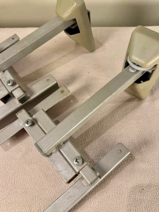 Soportes de pared AVF para monitor