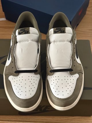 Jordan 1 Retro Low OG Medium Olive