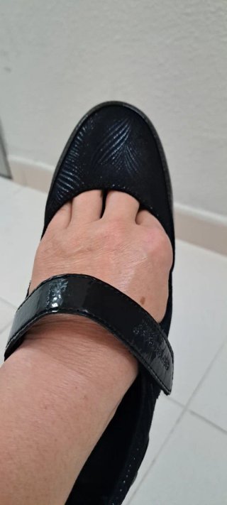 Zapatos negros cómodos