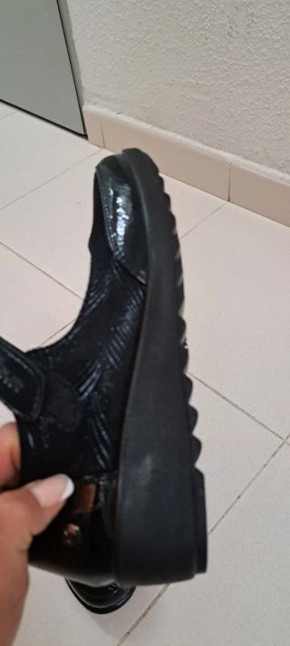 Zapatos negros cómodos