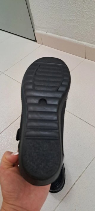 Zapatos negros cómodos