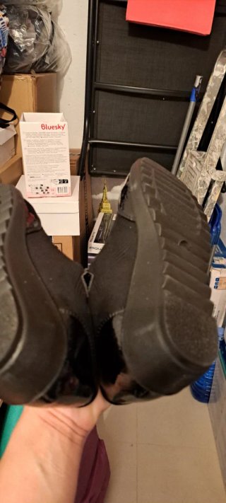 Zapatos negros cómodos