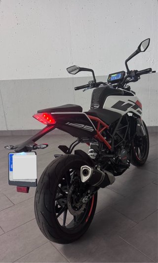KTM Duke 125 Blanca 2020 - 13357 Km