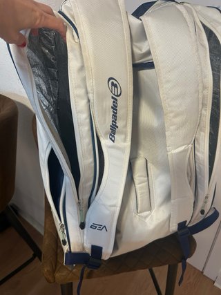 Paletero Bullpadel Grande Blanco