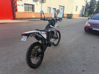 Rieju MRT 125